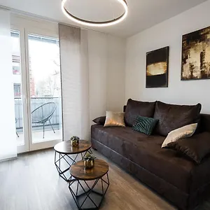 Stylisches Im Herzen Von + Parkplatz + Netflix + Self Check-in Dresden