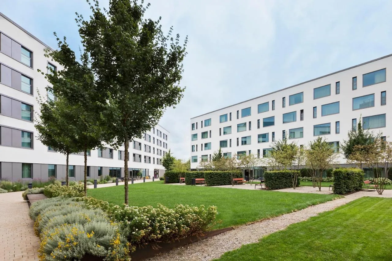 Residence Inn By Marriott Munich Ostbahnhof מלון